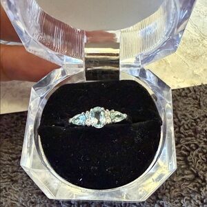 Elegant 925 Silver and Blue Gemstone Ring